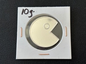 lot 110 image: 10 Grams .999 Fine Silver Round Pac-Man