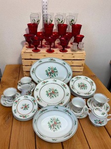 lot 22-D2025 image: Vintage 42 Pc (4 Place Setting) Noritake 2228 Japan Holly Christmas China Set   Noritake Ruby Fire Champagne, Goblets, Dessert Cups