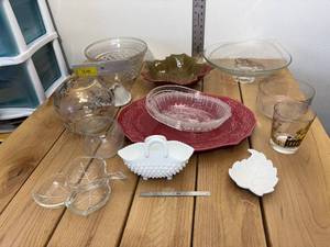 lot 4-D2025 image: Misc Vintage Glasses, Humor Glass, Bordallo Pinneiro Portugal Plate Mikksa Plate, Milk Glass Basket