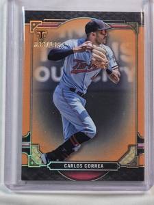 lot 63 image: Carlos Correa 2022 Topps Orange #66 Numbered 899