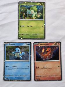 lot 93 image: Lot of 3 Pokemon Holo Cards Bulbasaur, Charmander, Squirtle