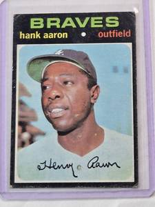 lot 109 image: Hank Aaron 1971 Topps No. 400 Vintage Baseball Card