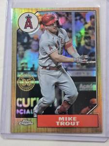 lot 206 image: Mike Trout 2022 Topps Refractor 87BC-1