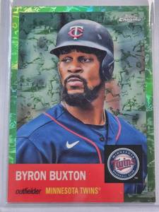 lot 226 image: Byron Buxton 2022 Topps Chrome Green Refractor No. 226 and Numbered 1999