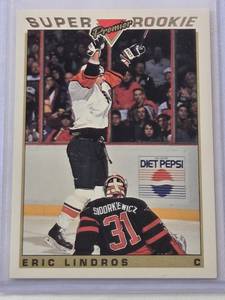 lot 272 image: Eric Lindros Rookie 1993 Topps Super Rookie NO. 121