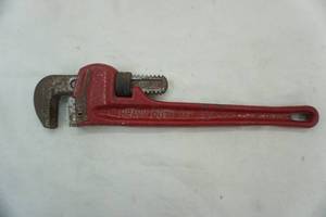 lot 23 image: Heavy Duty 14 Pipe Wrench