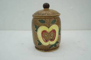 lot 36 image: Vintage Lefton Ceramic Apple Cookie Jar