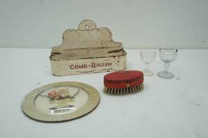 lot 62 image: Antique Lot
