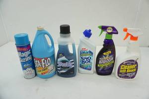 lot 71 image: NEW Home Cleaning & Laundry Supplies (6ct)