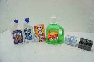 lot 94 image: NEW Bathroom & Laundry Supplies (6ct)