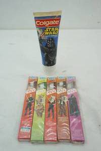 lot 106 image: Star Wars Colgate Toothpaste & 5 Star Wars Toothbrushes