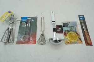 lot 117 image: Kitchen Utensils (New)