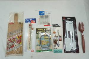 lot 122 image: Kitchen Utensils (New)