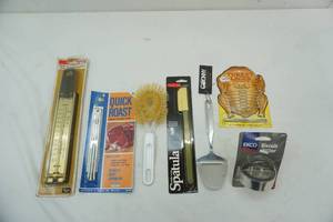 lot 128 image: Kitchen Utensils (New)
