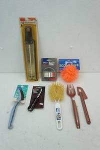 lot 129 image: Kitchen Utensils (New)