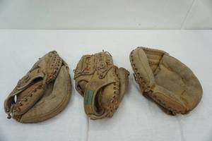 lot 142 image: Baseball Gloves & Softballs
