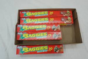 lot 143 image: Kitchen Storage Bags (NEW) 2 gallon & 1 gallon size