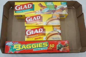 lot 147 image: Glad & Hefty Storage & Sandwich Bags (new) 4ct