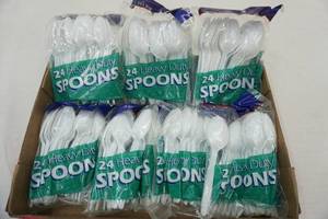 lot 149 image: Plastic Spoons (New) 7 bags with 24ct