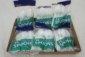 lot 150 image: Plastic Spoons (New) 6 bags with 24ct