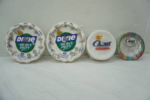 lot 158 image: Dixie & Chinet (New)