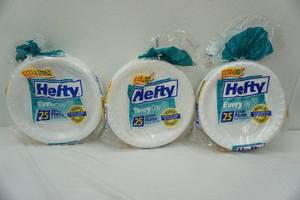lot 170 image: Hefty Styrofoam Dinner Plates (NEW) 75ct