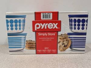 lot 24 image: NEW PYREX SIMPLE STORE 8PC. SET