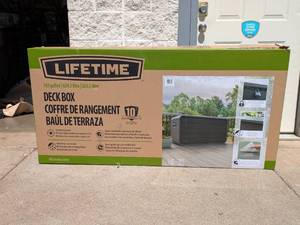 NEW LIFETIME 165GAL. DECK BOX