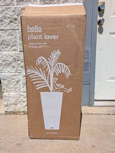 lot 51 image: 2 VERADEK-OUTDOOR (PURE SERIES) ALL-WEATHER PLANTERS