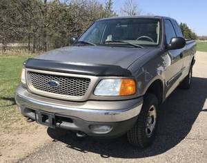 2004 Ford F150 XLT 4X4