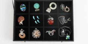 lot 17 image: Sterling Silver (.925) Jewelry - Pendants, Necklaces & Earrings