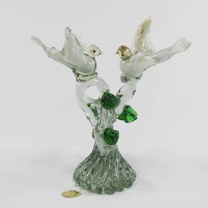 lot 53 image: Vintage Cristales de Chihuahua Mexican Hand Blown Glass Birds