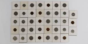 lot 25 image: 2x2 Canadian Coin Lot