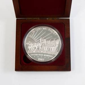 lot 16 image: U.S. Silver Oregon Trail Memorial Round - 5 ozt