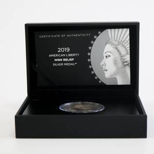 lot 15 image: 2019 American Liberty High Relief Silver Medal - 2.5 ozt