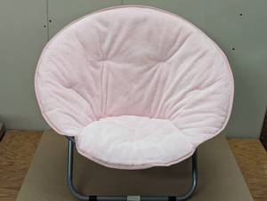 lot 15 image: Kids Saucer Chair - Pink