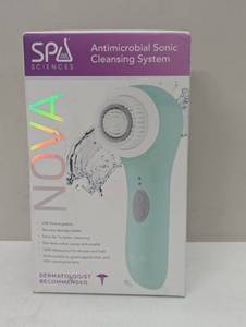 lot 45 image: Spa Sciences NOVA Sonic Facial Brush with Antimicrobial Brush Bristles - Mint