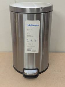 lot 104 image: 12L Round Step Trash Can - Brightroom - Silver