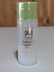 lot 178 image: Pixi by Petra Hydrating Milky Makeup Remover - 5.07 fl oz