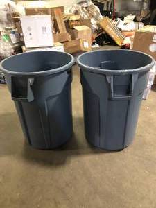 lot 11 image: Lot of Rubbermaid Commercial Products BRUTE 44 Gal. Grey Vented Plastic Outdoor Trash Can No Top Included   Customer Returns See Pictures