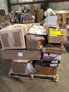 lot 17 image: Pallet of Mixed Assorted Ceramic Flooring Various Models and Conditions   Customer Returns See Pictures