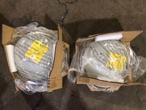 lot 39 image: 11 in. Brushed Nickel LED Flush Mount (2-Pack) Customer Returns See Pictures