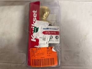 lot 33 image: Kwikset Keyed Entry Doorknob