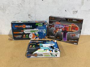 lot 385 image: LOT OF 3 Splat R Ball Toy Guns