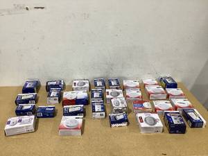 lot 611 image: LOT OF Smoke Alarms