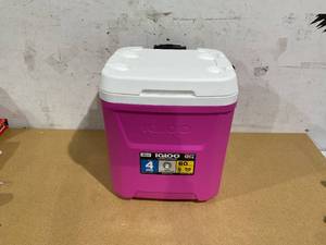 lot 431 image: Igloo 60 QT Laguna Ice Chest Cooler with Wheels