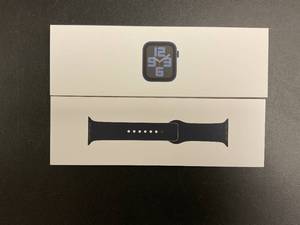 lot 25 image: Apple Watch SE (2nd Gen) GPS 40mm Smartwatch with Midnight Aluminum Case MXE73LLA