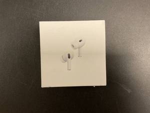 lot 27 image: Apple AirPods Pro 2