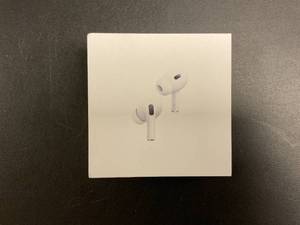 lot 30 image: Apple AirPods Pro 2