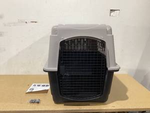 lot 675 image: Vibrant Life Pet Kennel Medium 36 Dog Crate, Plastic Travel Pet Carrier for Pets 50-70 lb